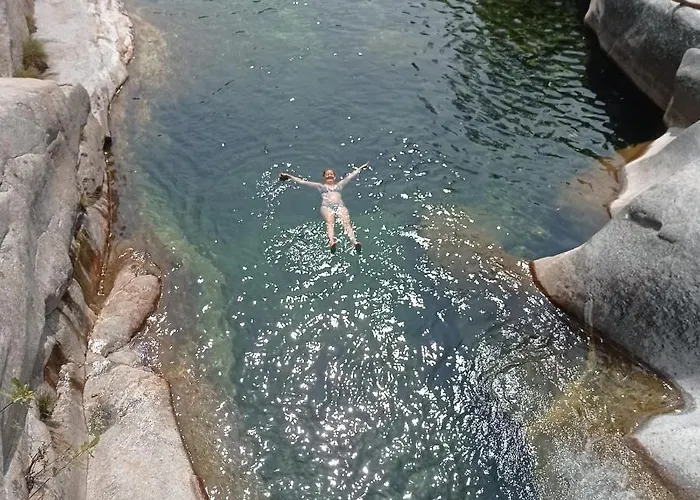 アパート Atalantar